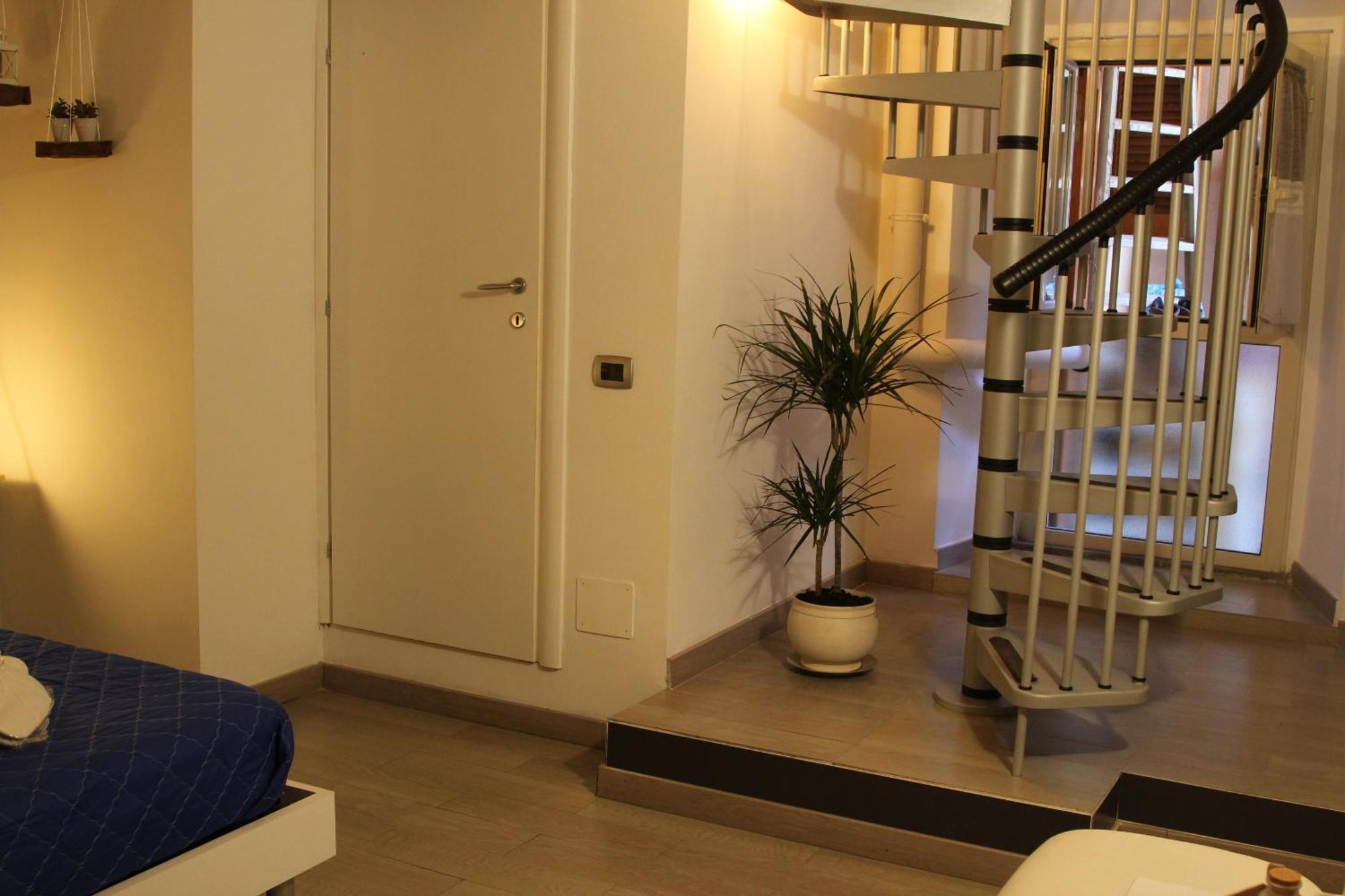 Hotel Sesta Strada à Civitavecchia Extérieur photo